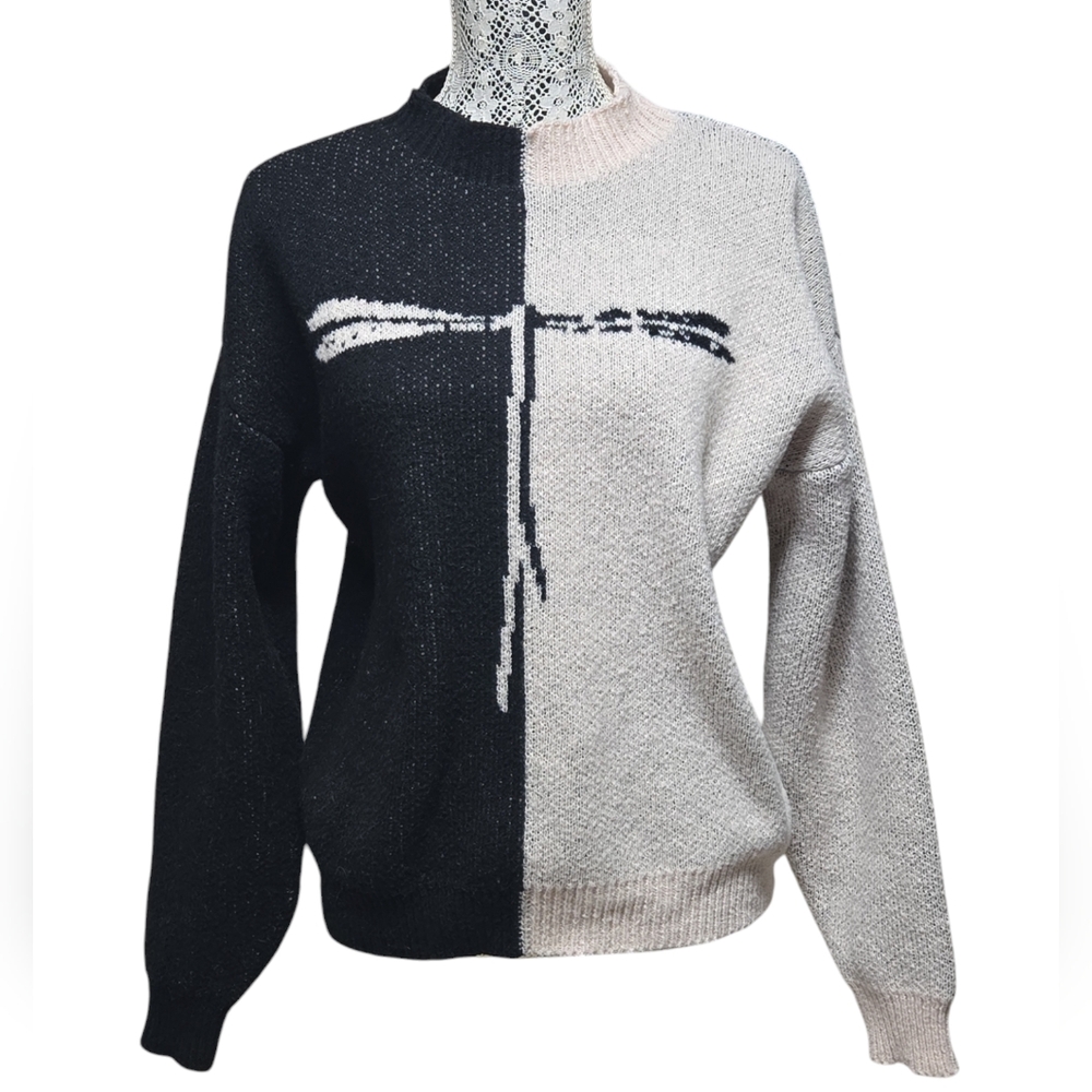 Two toned women's mock neck longsleeves knit Sweater